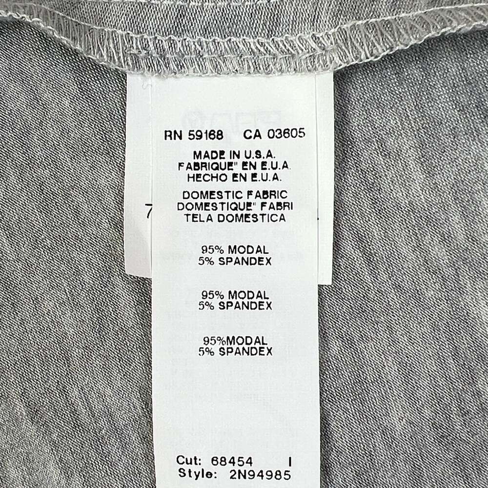 Karen Kane Dolman Sleeve Top Graphic V-Neck Design Relaxed Fit Gray Small - Picture 3 of 7